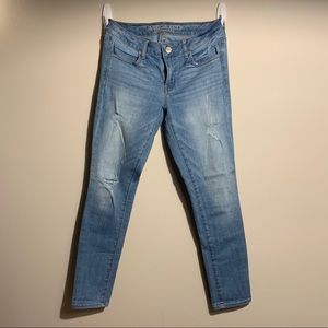American Eagle Jeggings/Jeans - Ripped, Light Wash